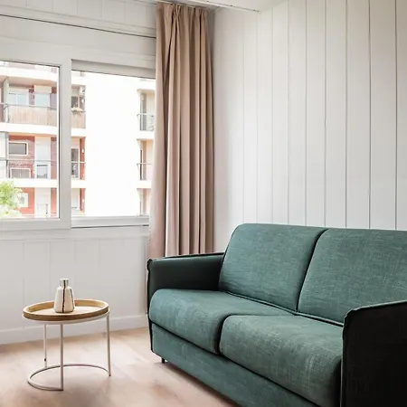 Bypillow Erba Hotell Girona