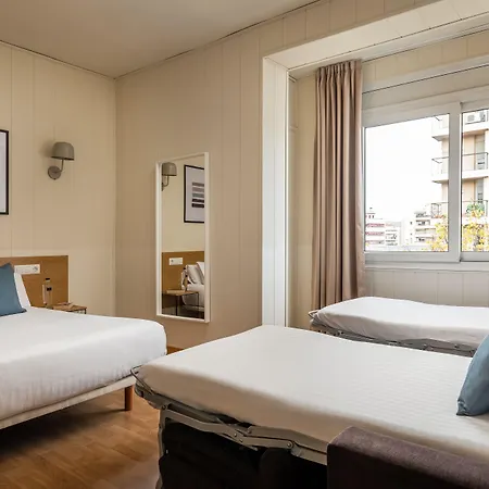 Bypillow Erba Hotell Girona