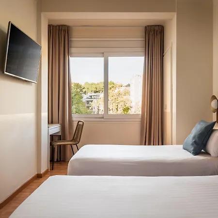 Bypillow Erba Hotell Girona