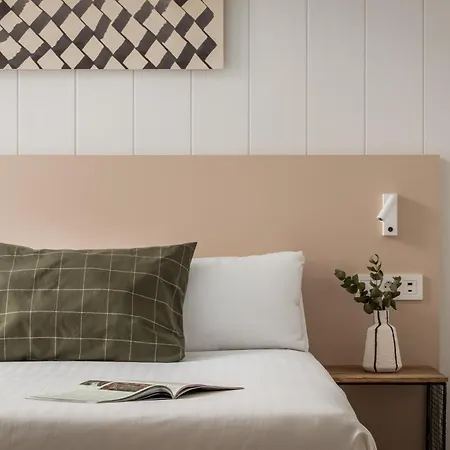 Bypillow Erba 2* Girona