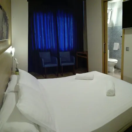 호텔 Bypillow Erba 2*