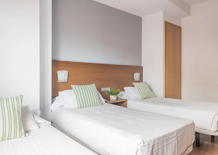 ホテル Bypillow Erba 2*