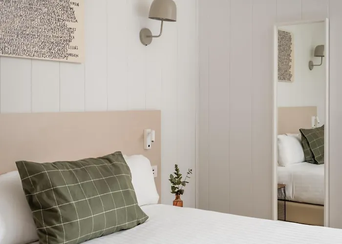 ホテル Bypillow Erba 2*