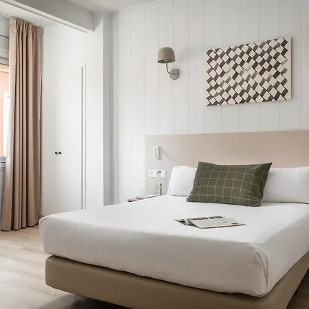 Hotel Bypillow Erba Gerona