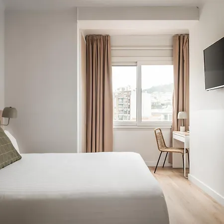 Hotel Bypillow Erba 2*